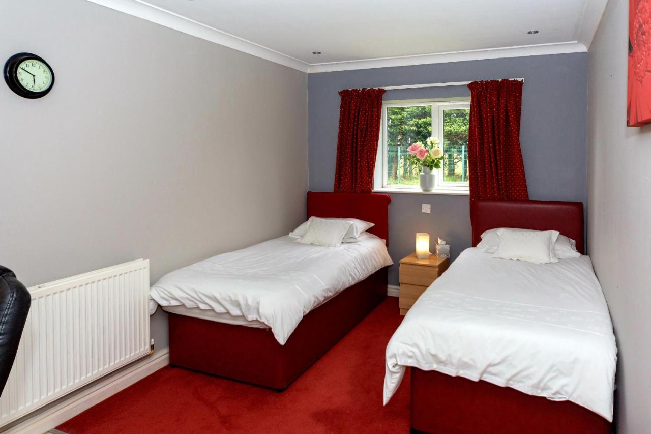 Lenox Farm Bed & Breakfast Hale  Dış mekan fotoğraf